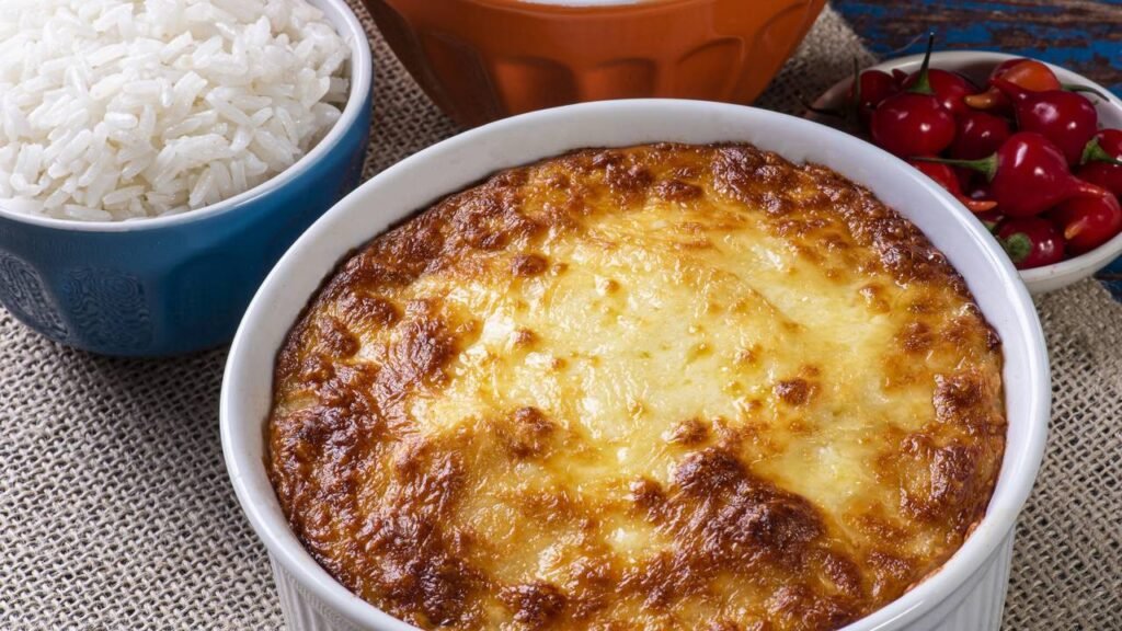 escondidinho de carne seca