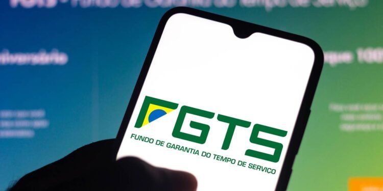 Tem saldo esquecido no FGTS? Ele pode ajudar a quitar dívidas e limpar o nome - Créditos: depositphotos.com / rafapress