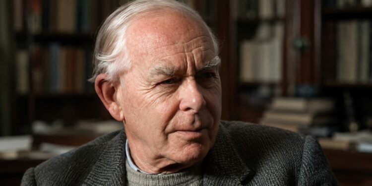 Para John Bowlby, "Uma base segura é essencial para que uma pessoa possa crescer, explorar o mundo e enfrentar a vida com mais confiança."