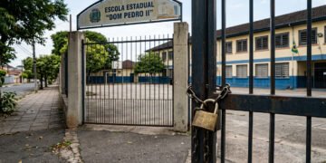 Não haverá aulas: autoridades confirmam fechamento das escolas em outubro e divulgam calendário oficial para pais e alunos