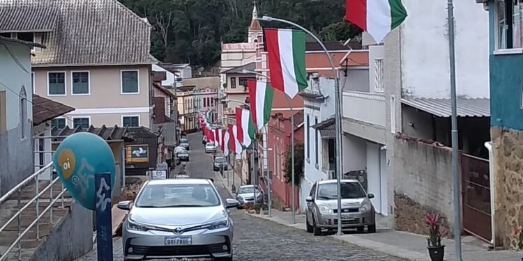 Como é viver na Itália Brasileira: a cidade serrana onde 90% das famílias descendem de italianos e o vinho corre nas montanhas