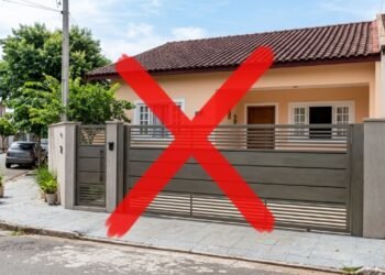 Portões de ferro estão fora de moda: a alternativa que está em alta é a elegância e a discrição em 2026