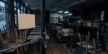 Após entrar com pedido de falência empresa continua fechando restaurantes um atrás do outro