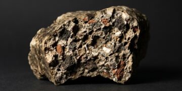 Pesquisadores da UC Berkeley descobrem o segredo que permitiu que o concreto romano durasse quase 2.000 anos.
