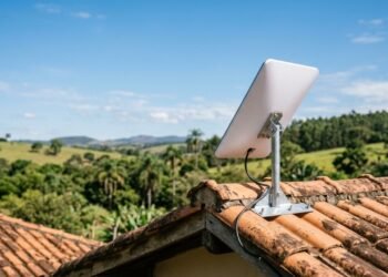 Brasileiros estão abandonando a fibra óptica por uma nova tendência de internet ilimitada em qualquer lugar do país