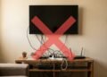 Esconda os cabos da sua TV sem furar a parede, um guia para uma sala de estar organizada e moderna