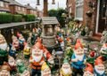 Casal enche jardim com gnomos, estátuas e abrigo para animais, irrita vizinhos e vira alvo de reclamações no bairro