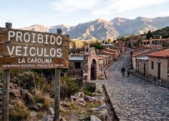 Vila charmosa a 1.600 metros de altitude proíbe carros e conquista turistas com um estilo de vida tranquilo