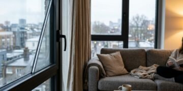Startup americana desenvolve nova tecnologia de vidro isolante a vácuo para janelas > desempenho cinco vezes superior ao do vidro duplo > desempenho térmico comparável ao de uma parede opaca