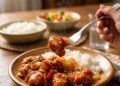 Receita tradicional de frango agridoce oriental para fazer em trinta minutos