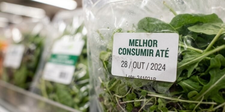 A partir de julho, parte dos alimentos passa a seguir uma nova indicação de consumo em vez da data de validade