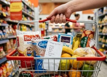 Dicas essenciais para economizar nas compras da sua casa