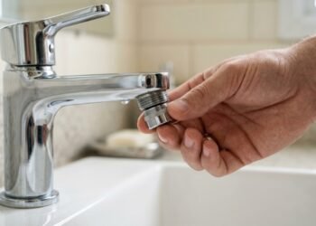 Peça pequena colocada na torneira pode reduzir o consumo de água em até 75%