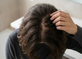 Mulheres com mais de 50 anos estão apostando nestes 4 cortes para disfarçar falhas e recuperar o volume