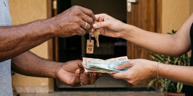 Filha tenta vender casa e cobrar aluguel da madrasta após morte do pai e STJ garante que viúva continue no imóvel sem pagar