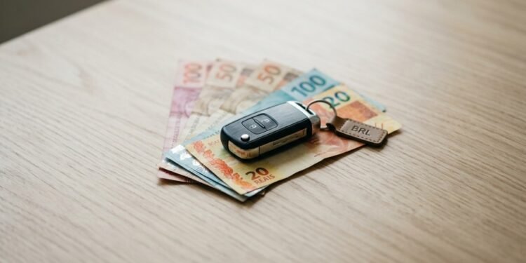 Mulher chega à final para ganhar carro de R$ 299 mil, fica sem passagem e recebe R$ 9,1 mil