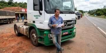 Governo suspenderá as carteiras de habilitação de todos os motoristas que não puderem comprovar esse documento