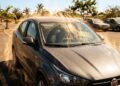Carro ao sol pode passar dos 50 graus e a solução chama atenção