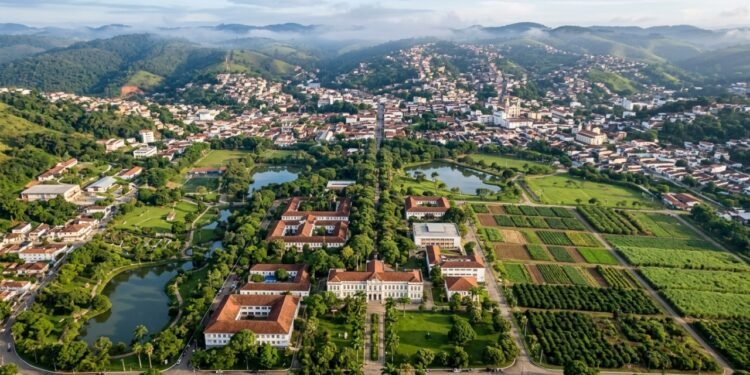 Viçosa A cidade universitária de Minas que tem a 14ª melhor universidade do Brasil, o curso de Agronomia número um do país e virou destino de quem troca a capital pela Zona da Mata