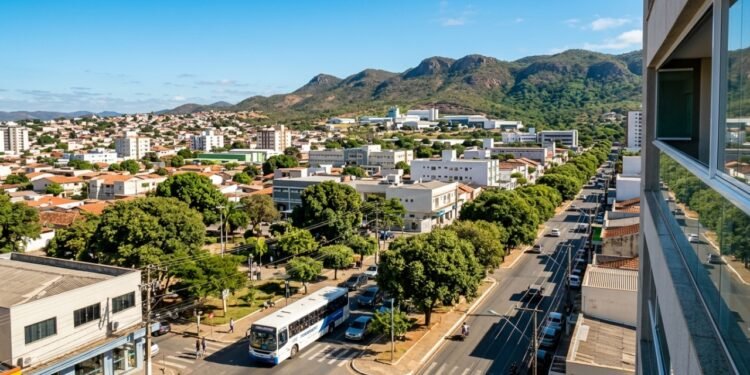 Montes Claros mistura crescimento urbano e paisagens do norte mineiro //