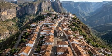 Diamantina reúne ladeiras, casarões e montanhas do interior mineiro //