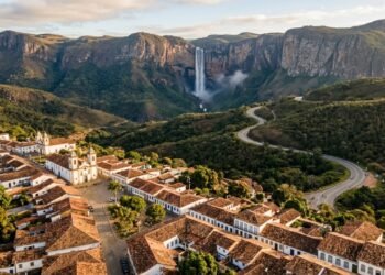 Conceição do Mato Dentro reúne serras, trilhas e paisagens naturais //