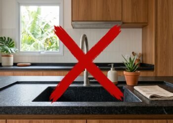 Adeus à pia de granito: o material que está tomando o lugar nas cozinhas por ser mais leve e barato