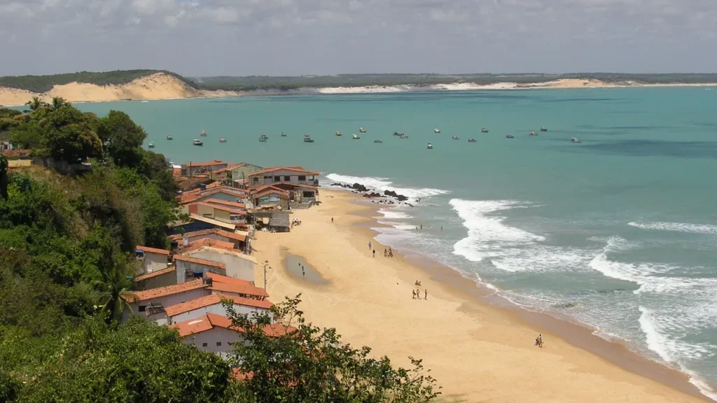 Baía Formosa, Rio Grande do Norte - O menino surfava com a tampa de isopor do pai pescador: a vila potiguar de 26 km de praia que deu ao Brasil o primeiro ouro olímpico do surfe