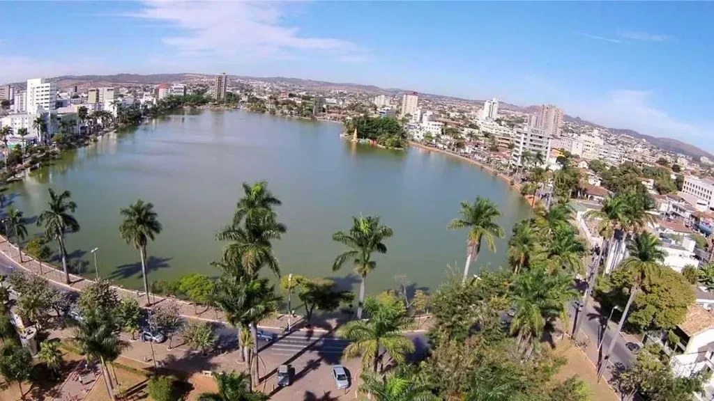 Sete Lagoas, Minas Gerais - Colunas de calcita de 13 metros e pinturas rupestres de 6 mil anos: a 10ª melhor cidade para viver em Minas fica a 70 km de BH