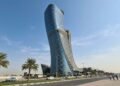 Capital Gate transforma inclinação extrema em estrutura estável