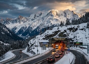 Túnel do Mont Blanc atravessa os Alpes entre França e Itália