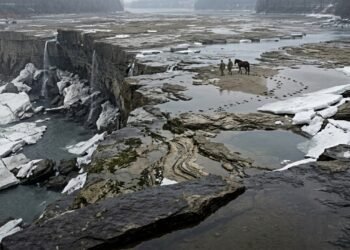 O dia em que as Cataratas do Niágara quase secaram
