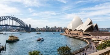 Telhado da Opera House de Sydney com mais de 1 milhão de peças