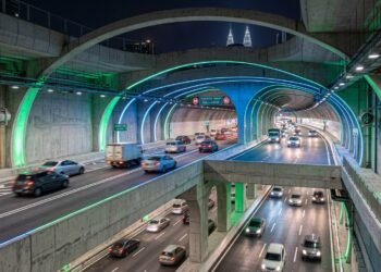 SMART Tunnel combina rodovia e controle de enchentes