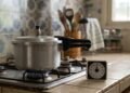 Depois que a pressão se forma, aumentar a chama não significa cozinhar mais rápido