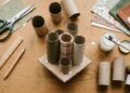 Não jogue fora os tubos de papel higiênico: veja como transformá-los em uma bela decoração para a mesa