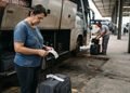 Etiquetas de bagagem podem ajudar a reconstruir por onde cada volume passou durante a viagem