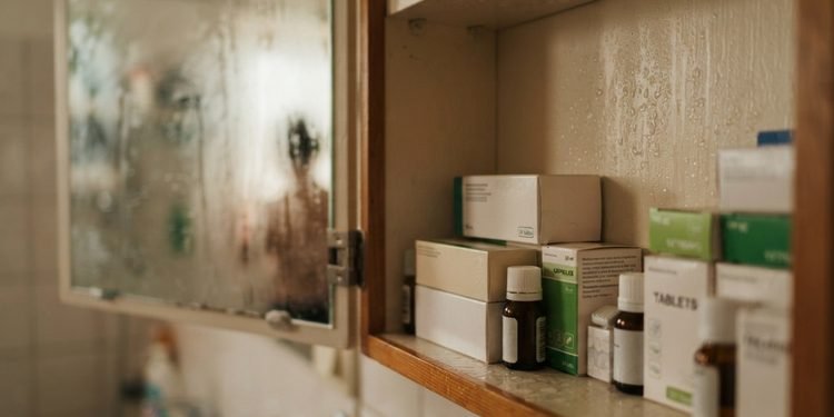 Vapor e mudanças de temperatura podem criar condições diferentes daquelas recomendadas para alguns medicamentos