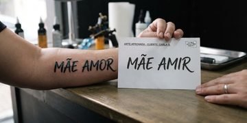 A arte aprovada antes do procedimento pode mostrar exatamente qual escrita havia sido combinada