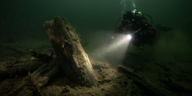 Madeira de 10.500 anos encontrada no Lago Arendsee