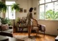 Três maneiras gratuitas de renovar a aparência da sala