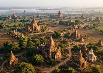 O conjunto de templos ajuda a visualizar a importância religiosa e política da antiga capital