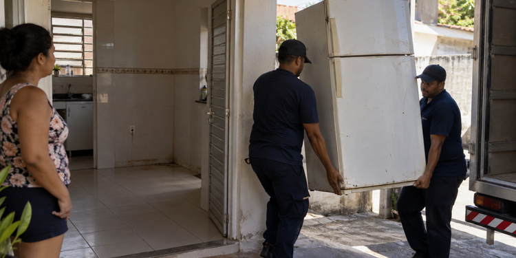 Comprovantes da retirada ajudam a registrar quando o eletrodoméstico deixou a casa da cliente