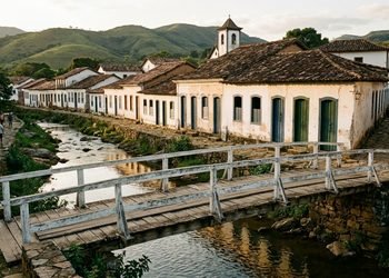 O calçamento antigo e as construções coloniais ajudam a contar a formação da cidade - IMAGEM ILUSTRATIVA